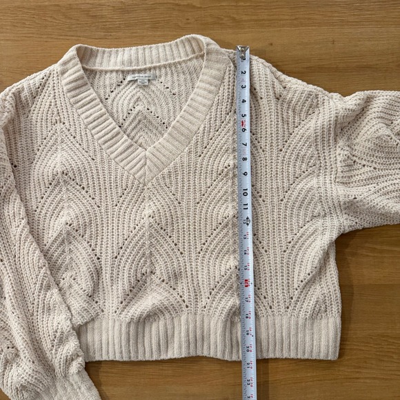 American Eagle Outfitters Cream Textured Balloon Sleeve Sweater Women's Large - Picture 5 of 7